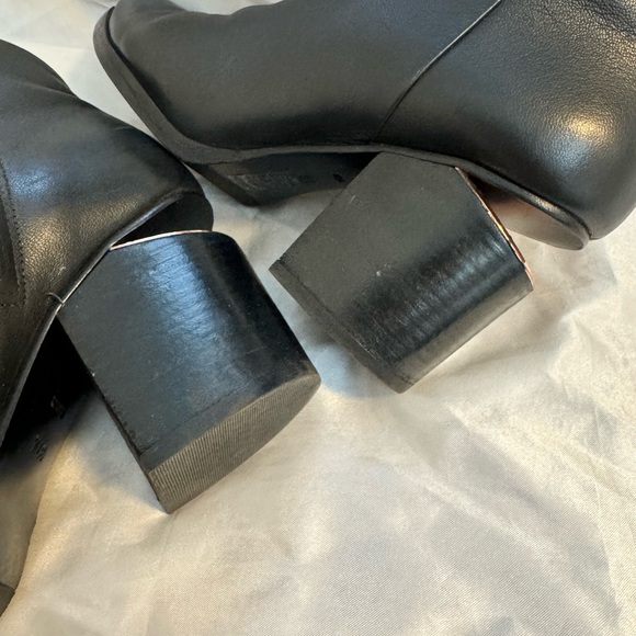 Alexander Wang Leather Gabi Ankle Boots - Picture 4 of 8